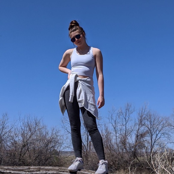 Meet your posher, Bailey - Picture 2 of 6